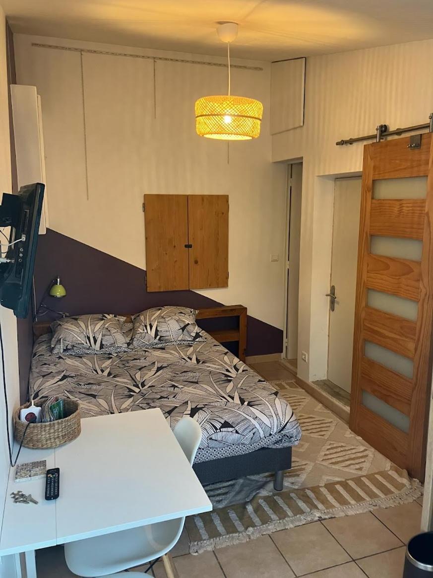 Le Nid Castries - Charmant Logement Complet Et Equipe Centre Castries Proche Montpellier Экстерьер фото