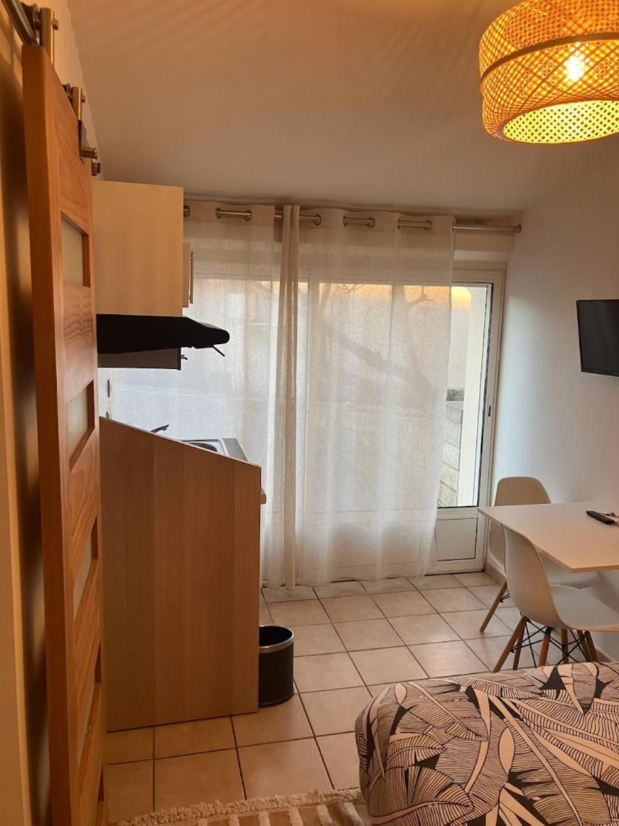 Le Nid Castries - Charmant Logement Complet Et Equipe Centre Castries Proche Montpellier Экстерьер фото
